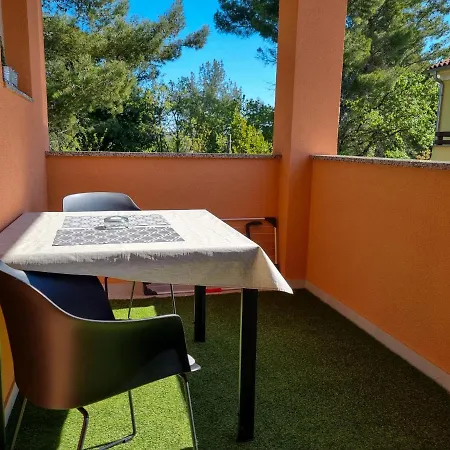 Juli No 2 Lejlighed *