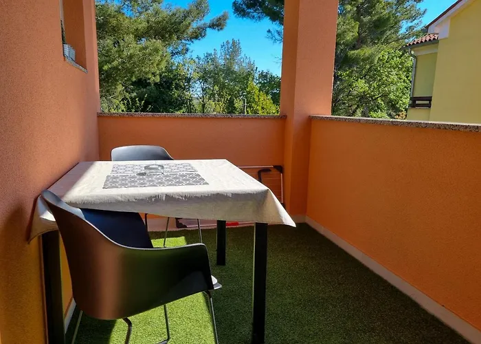 Juli No 2 Apartamento *